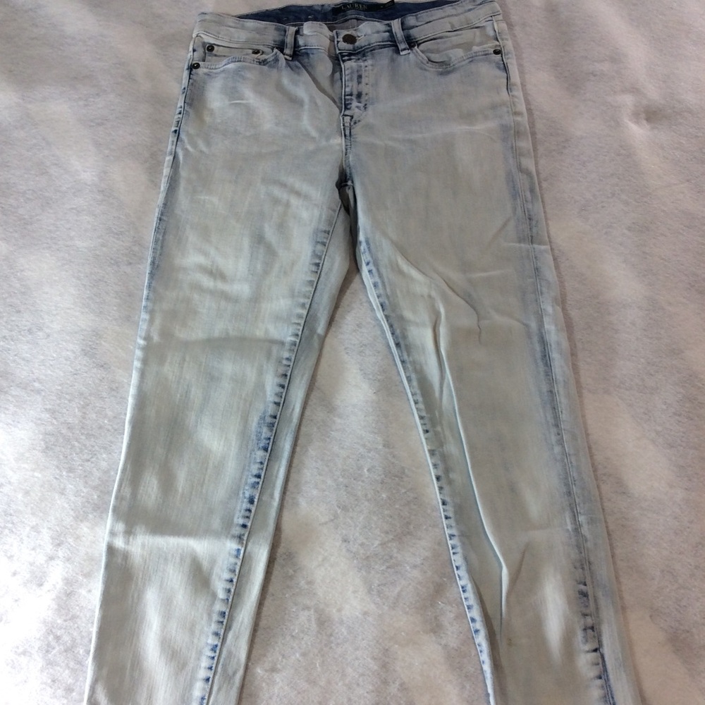 Ralph Lauren Women's stone washed Skinny Jeans Gently used size 8#325